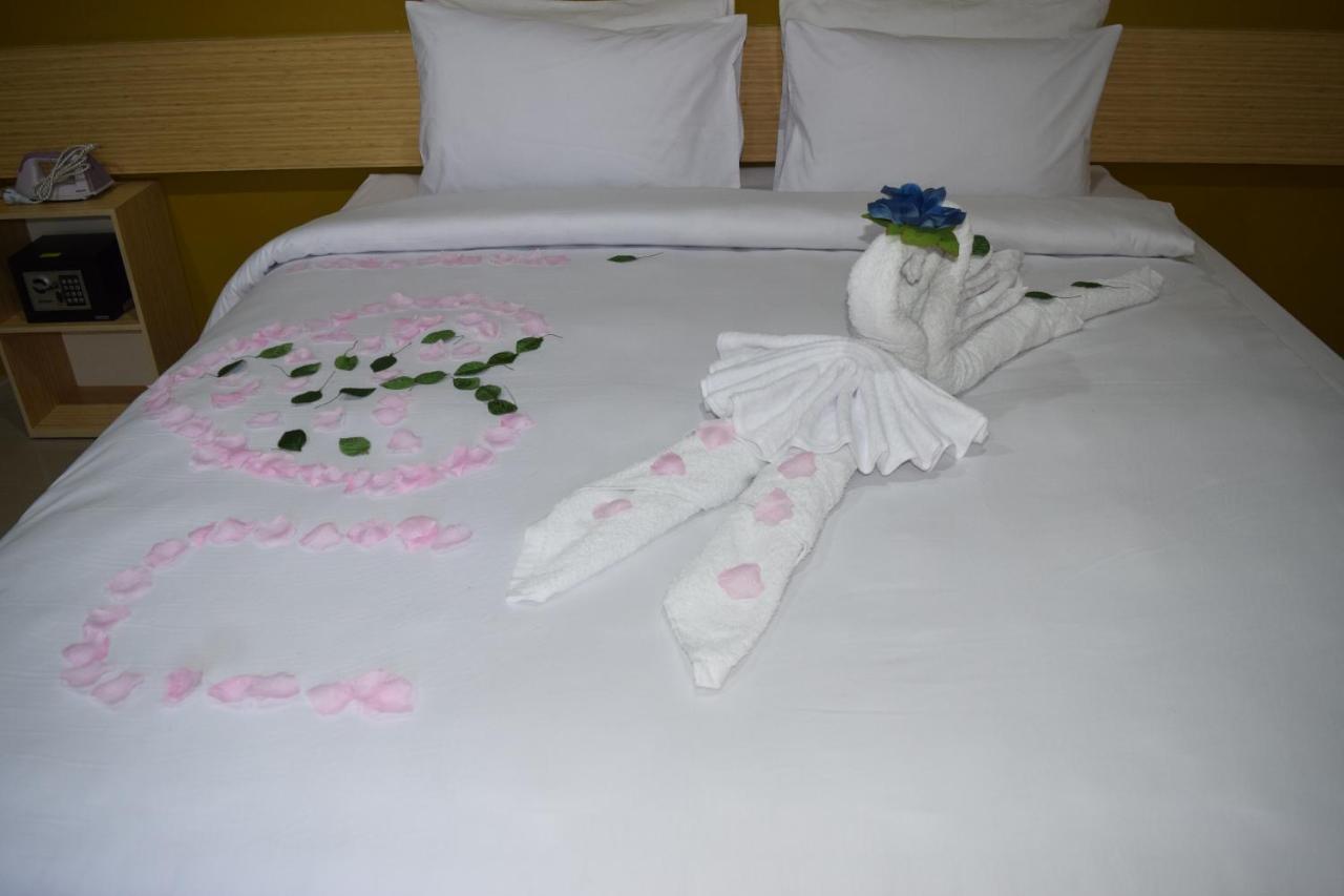 Hotel Sriwijaya 99 Palembang Eksteriør bilde